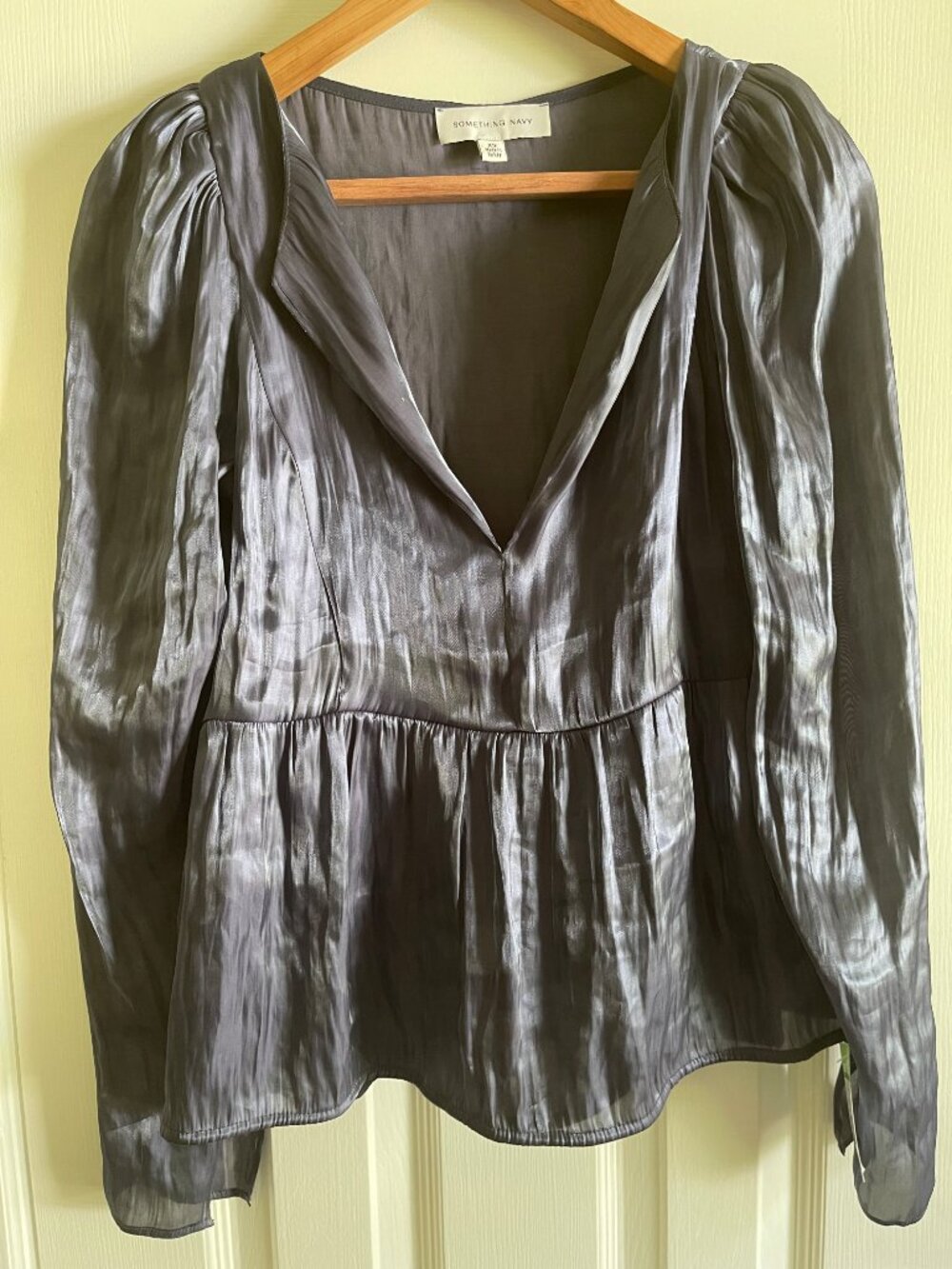 Something Navy Kora Iridescent Blouse in Navy Blue - XS